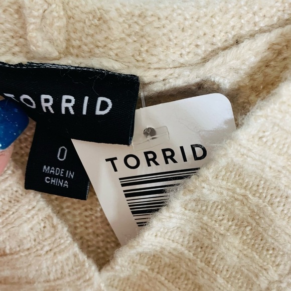 torrid hooded sweater rainbow lips pullover large nwt jumper cream new - Picture 5 of 11